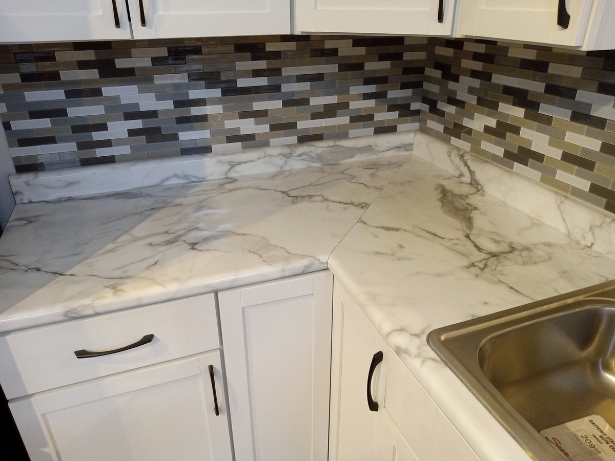 Backslash and countertop